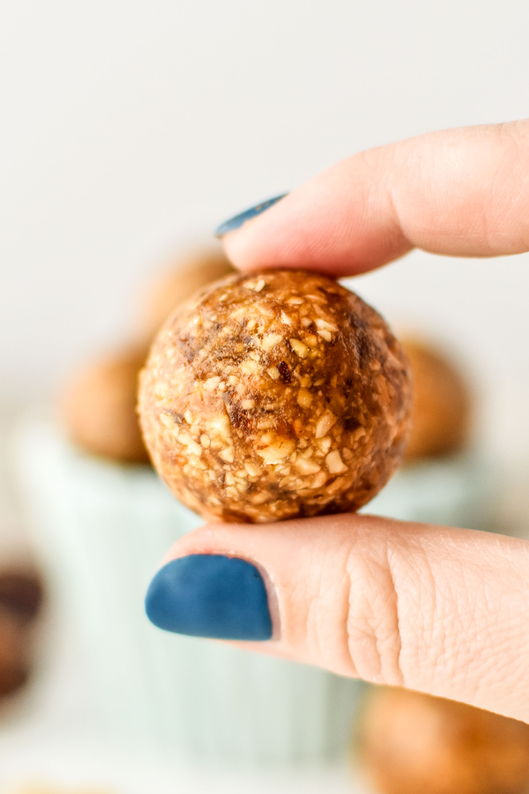 A super easy to make peanut butter cookie ball!