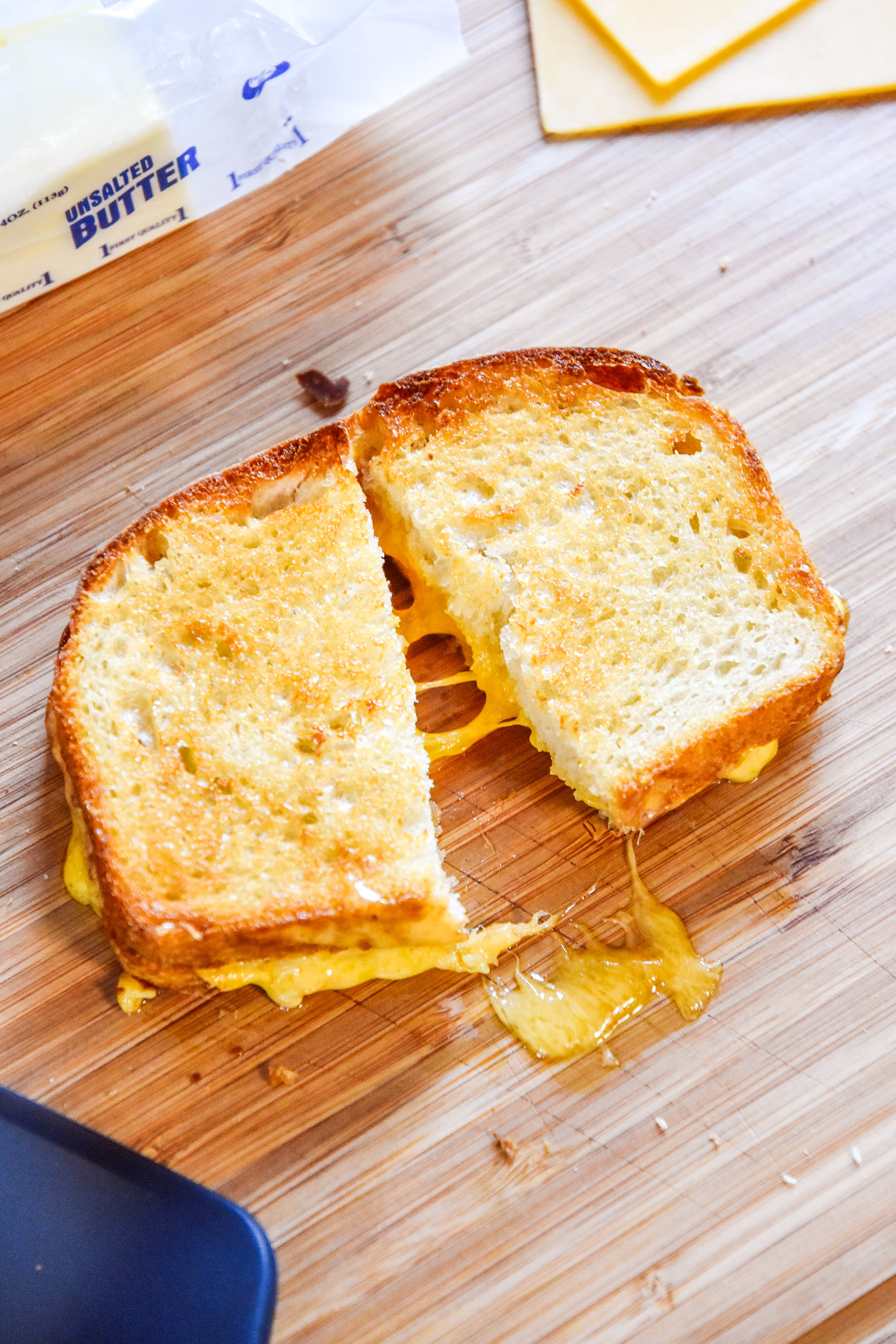air fryer grilled cheese sandwich with melty cheese