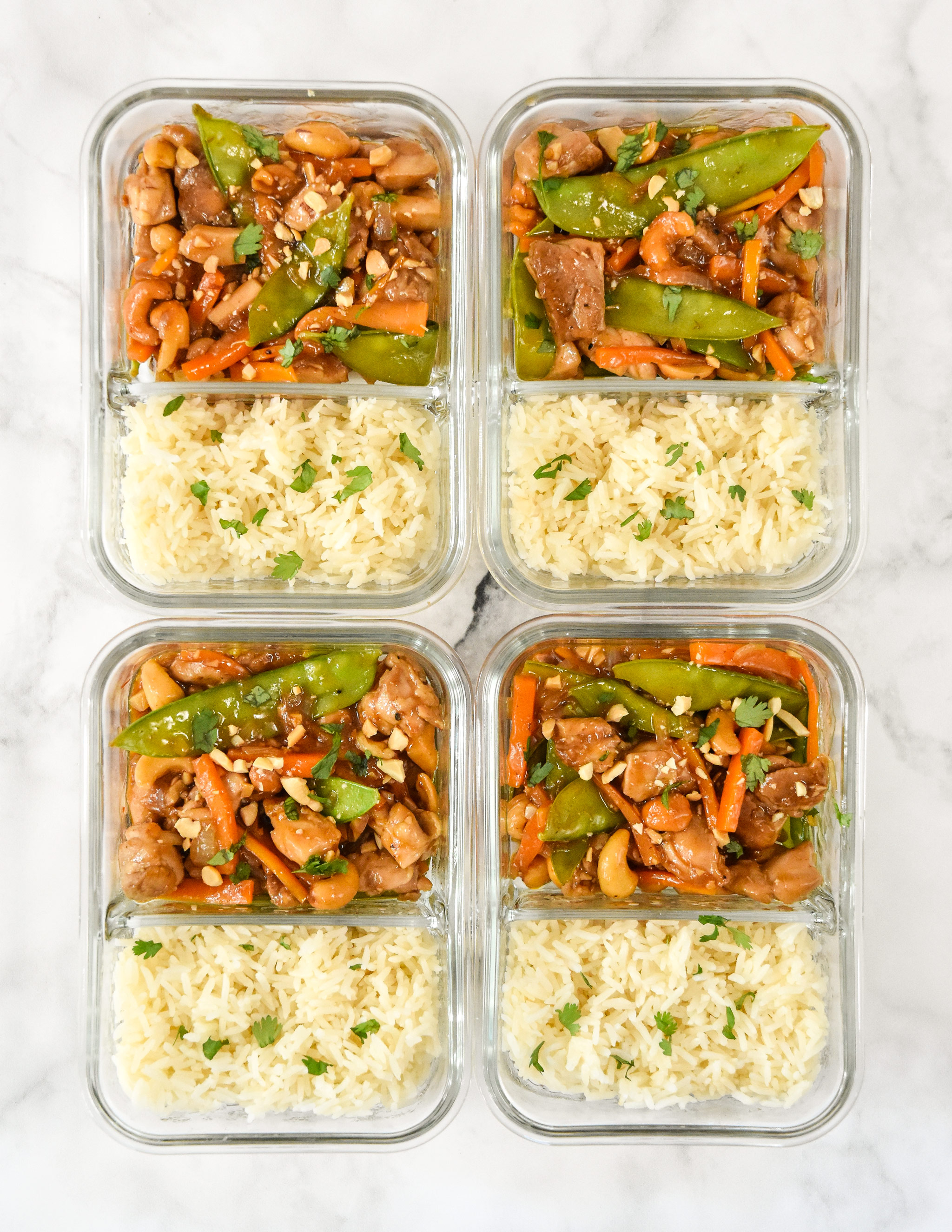 easy cashew chicken meal prep lunches in glass containers.